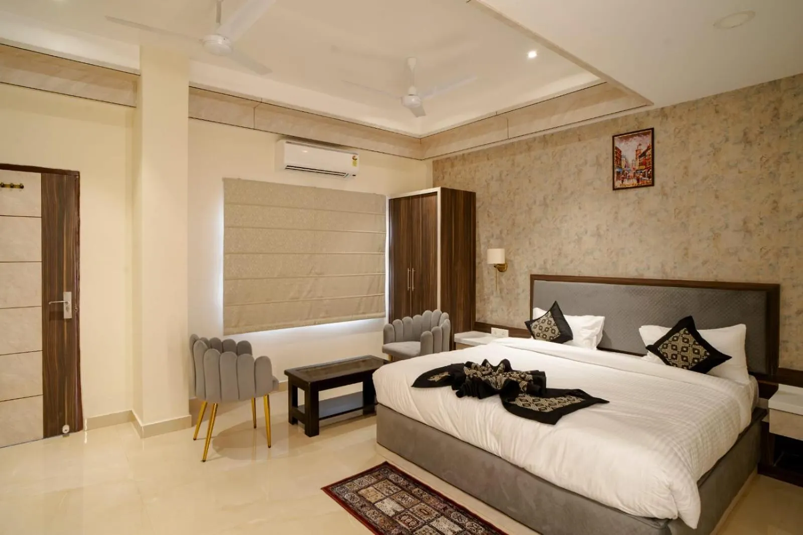Hotel Omkar International Varanasi --A Premium Luxury Hotel -- 5-Star Feel At An Affordable Price --