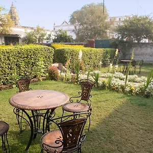 Panchkote Raj Ganges Bed and breakfast