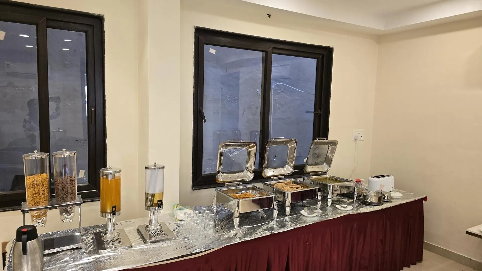 Hotel Omkar International Varanasi --A Premium Luxury Hotel -- 5-Star Feel At An Affordable Price -- India