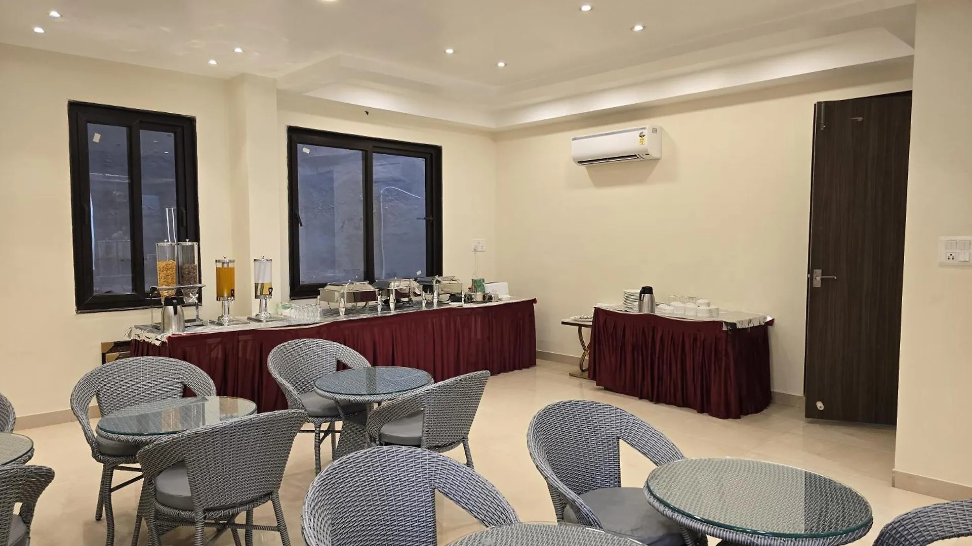 Hotel Omkar International Varanasi --A Premium Luxury Hotel -- 5-Star Feel At An Affordable Price --